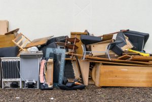 Debarasare-mobila-veche-lucruri-vechi-Cluj.